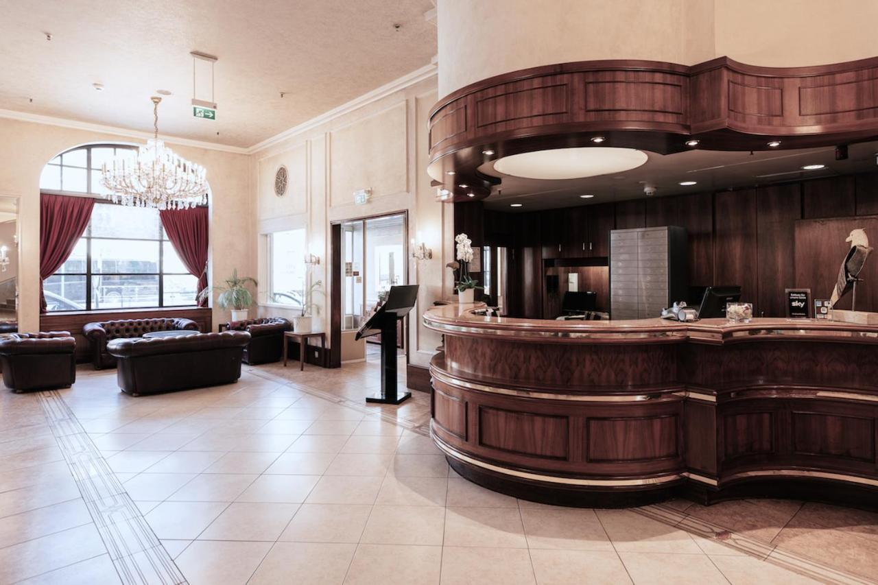Hotel Monopol - Central Station Frankfurt am Main Eksteriør billede